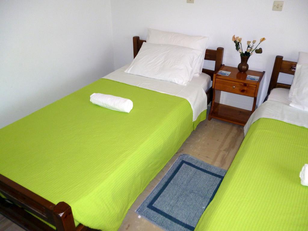 Villa Helen Arillas  Kamer foto