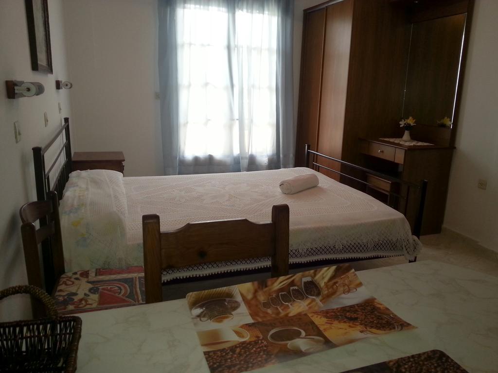 Villa Helen Arillas  Buitenkant foto
