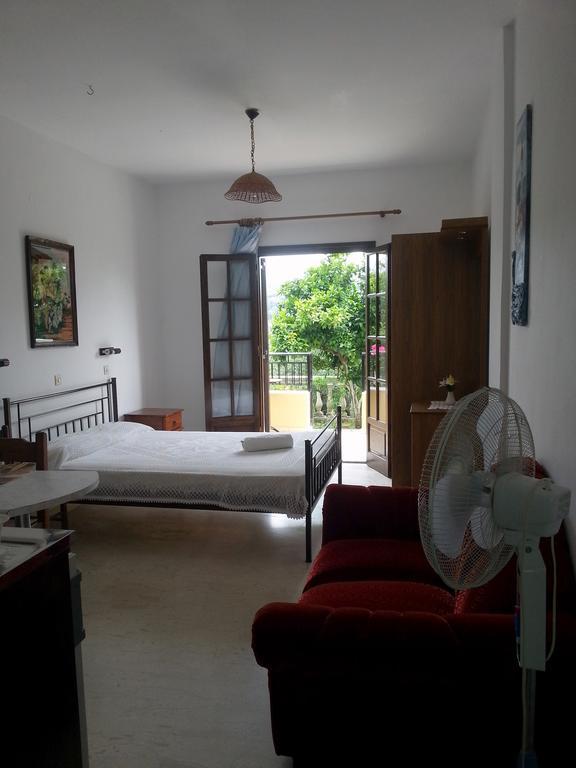 Villa Helen Arillas  Buitenkant foto