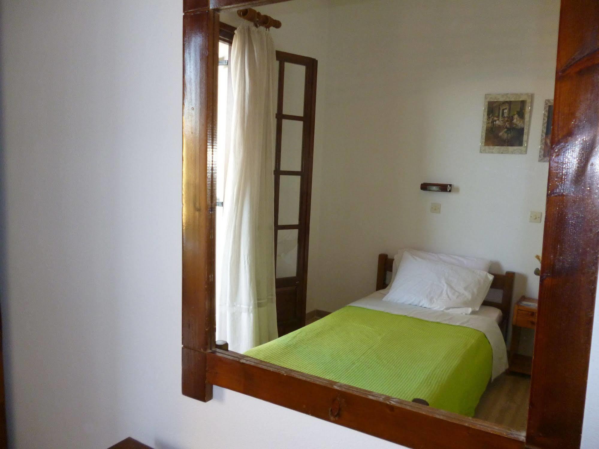 Villa Helen Arillas  Buitenkant foto