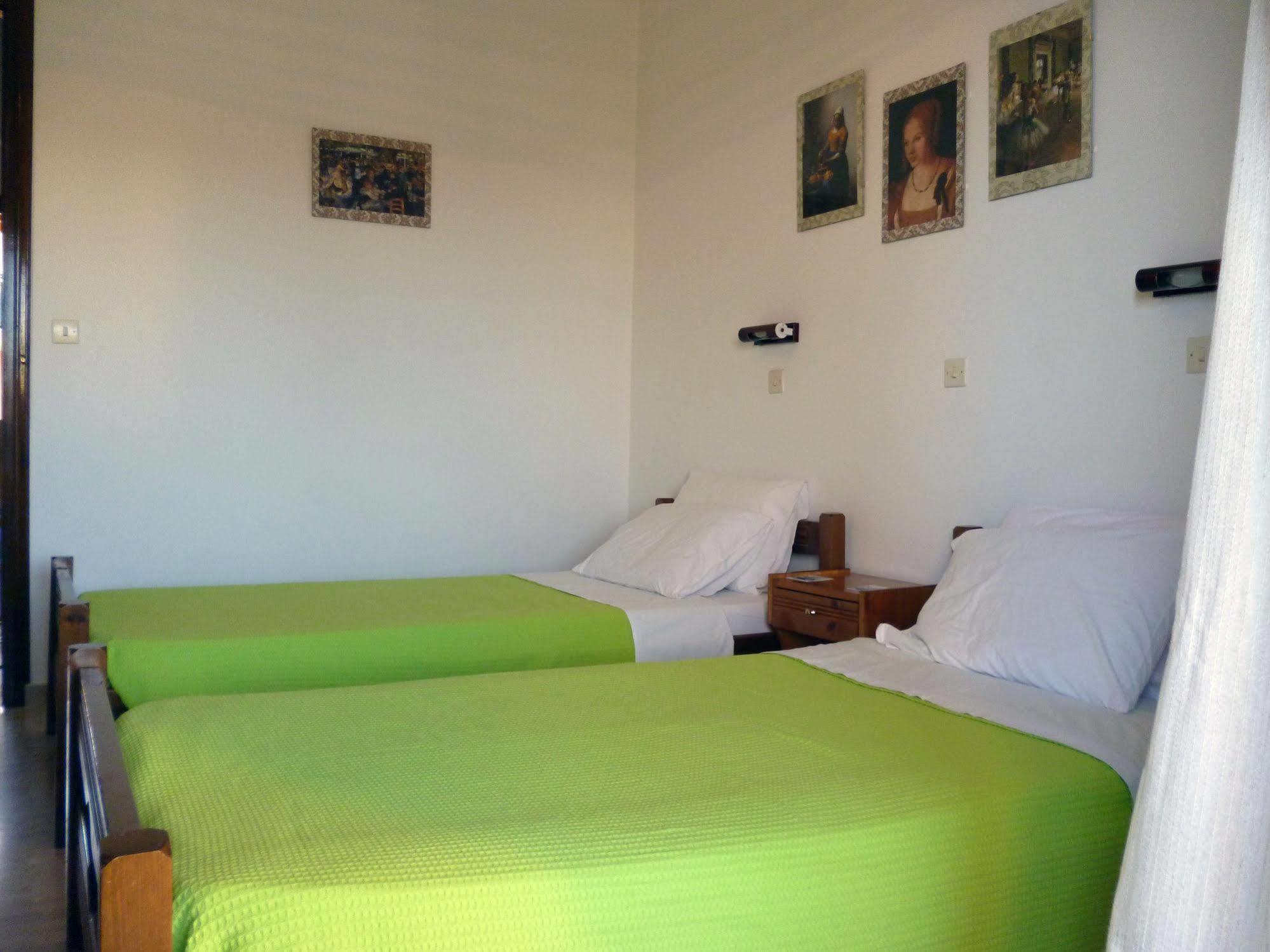 Villa Helen Arillas  Buitenkant foto