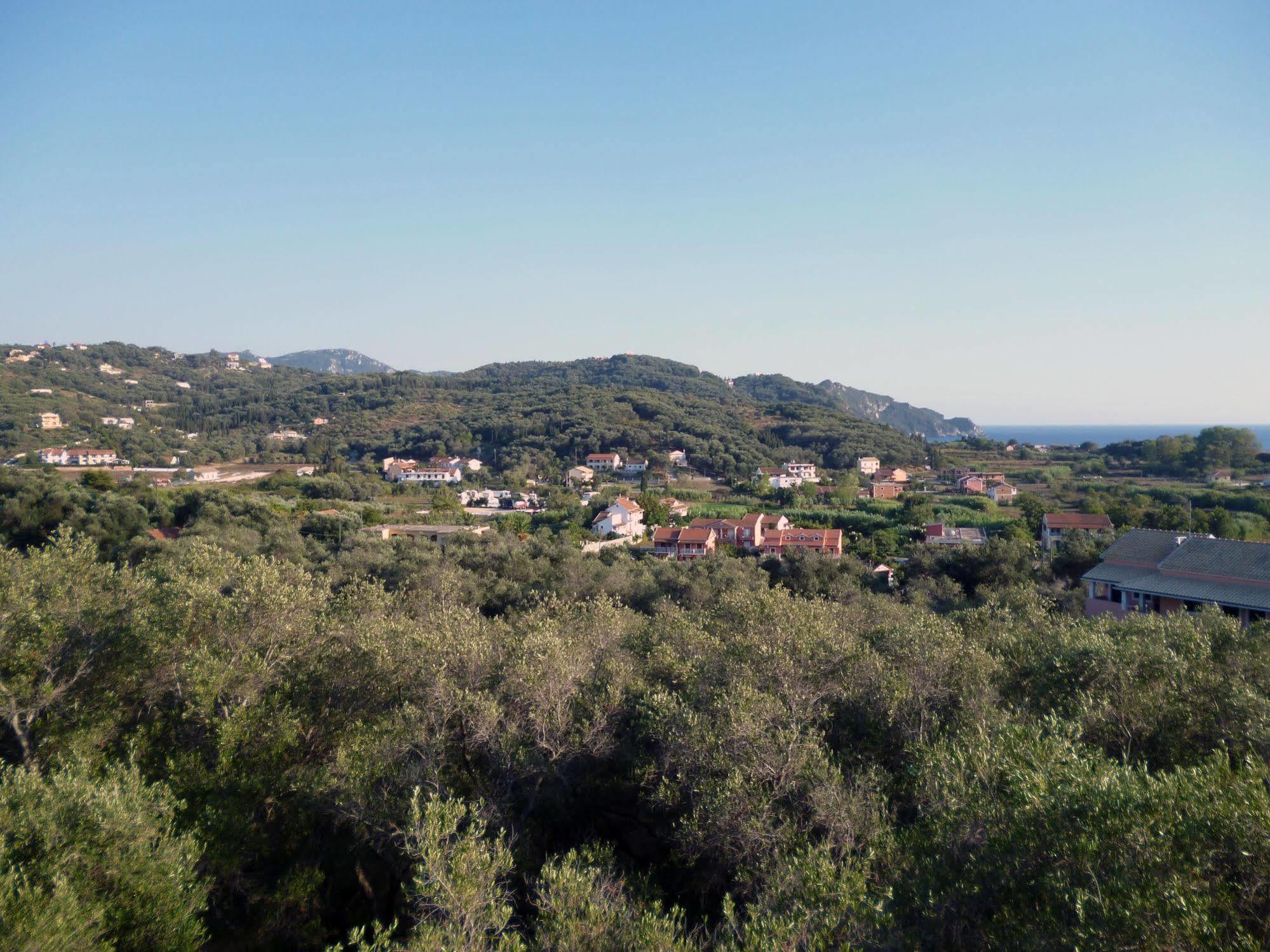 Villa Helen Arillas  Buitenkant foto
