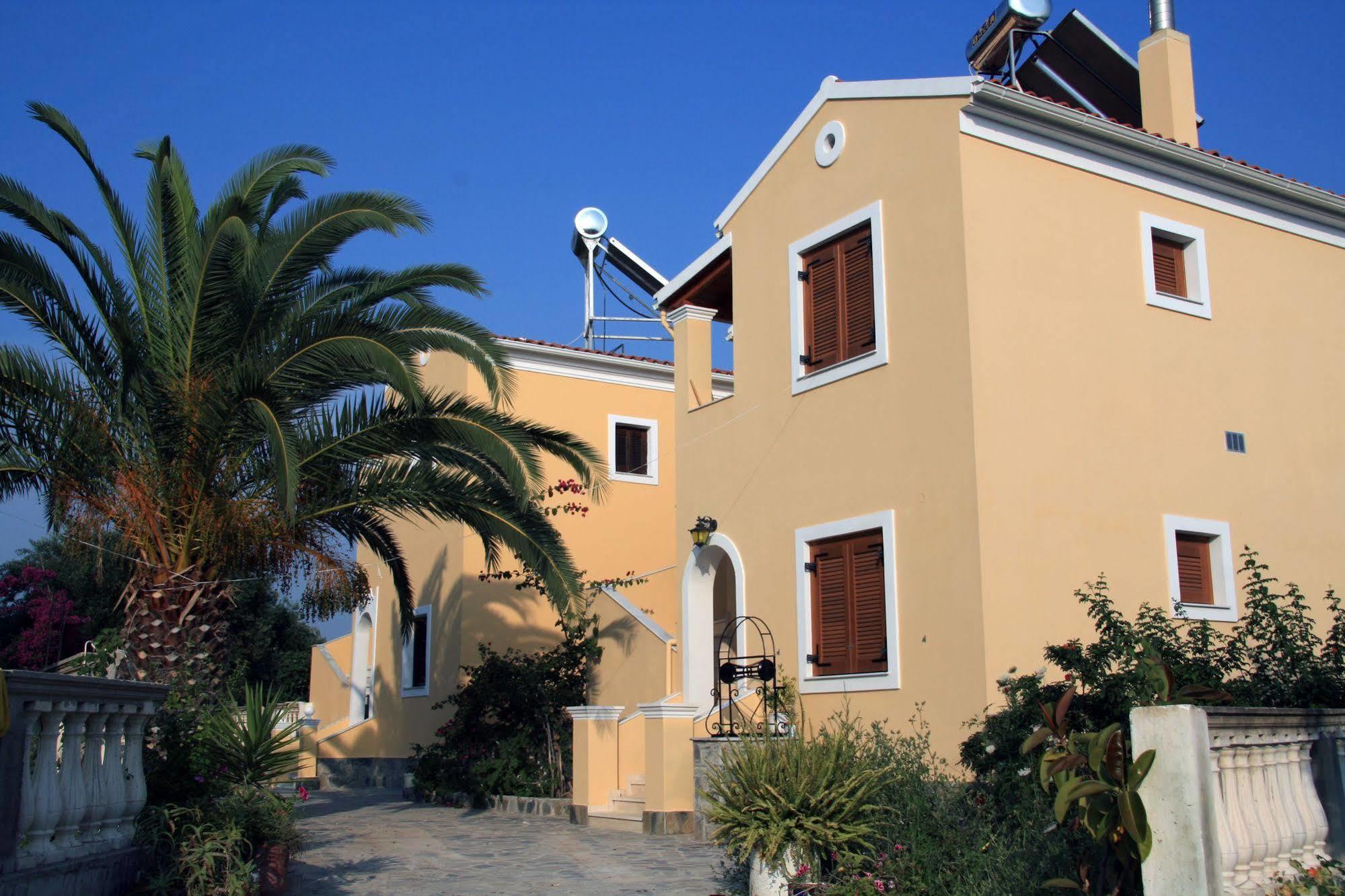 Villa Helen Arillas  Buitenkant foto